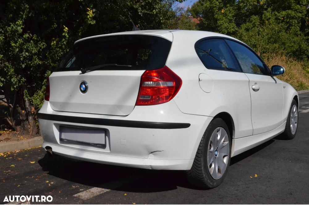BMW Seria 1 116i - 4