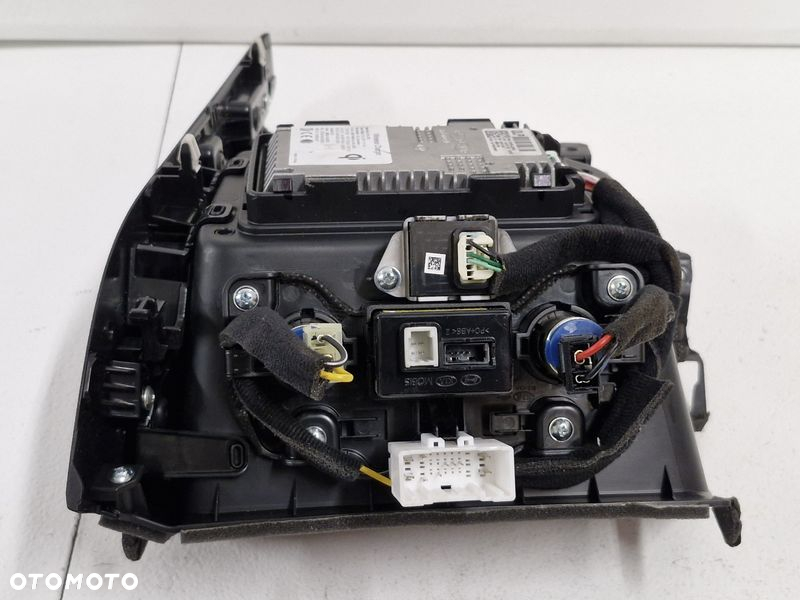 KIA SPORTAGE 4 IV RAMKA GNIAZDO USB ŁADOWARKA INDUKCYJNA 84680-F1160 95560-D9100 - 7