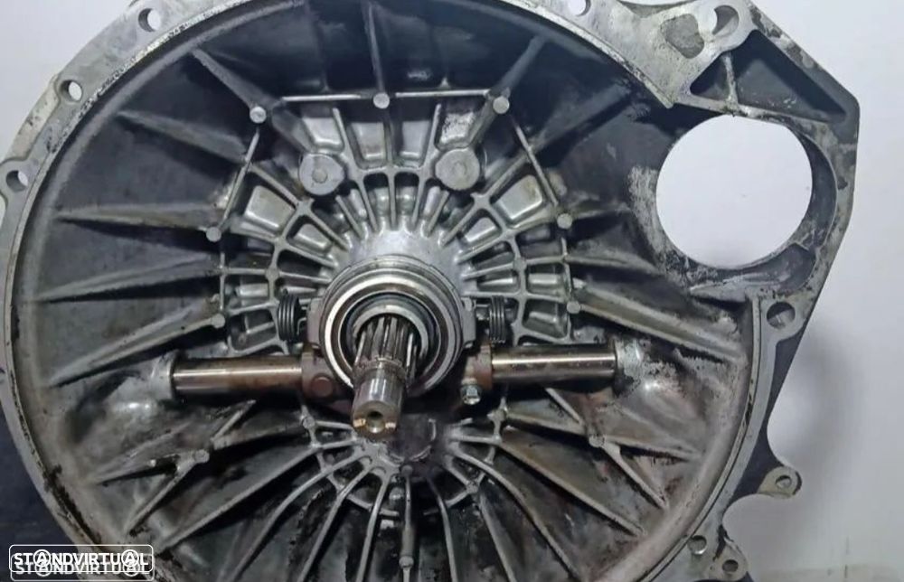 Caixa Velocidades Isuzu NKR 3.0D - 2