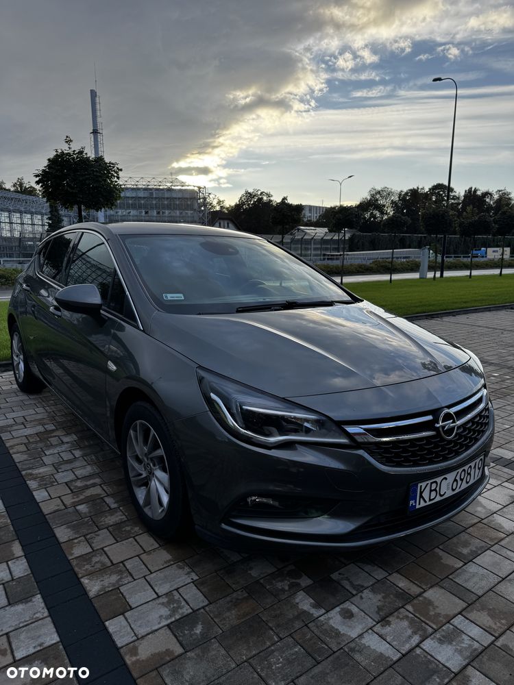 Opel Astra 1.6 CDTI Essentia - 2