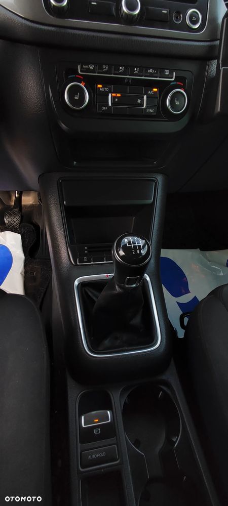 Volkswagen Tiguan - 22