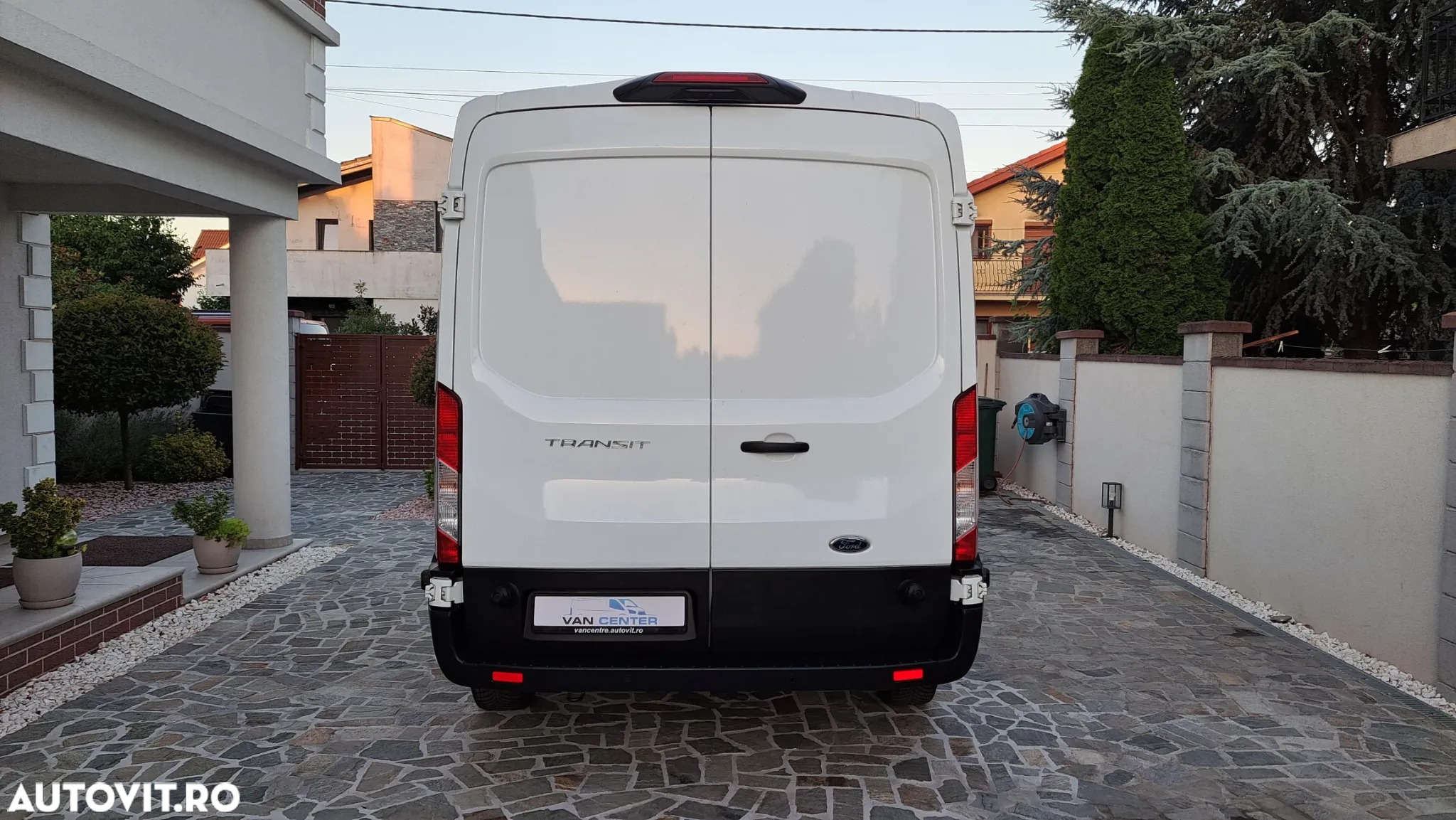 Ford TRANSIT VAN TREND L3H2 FWD - 6