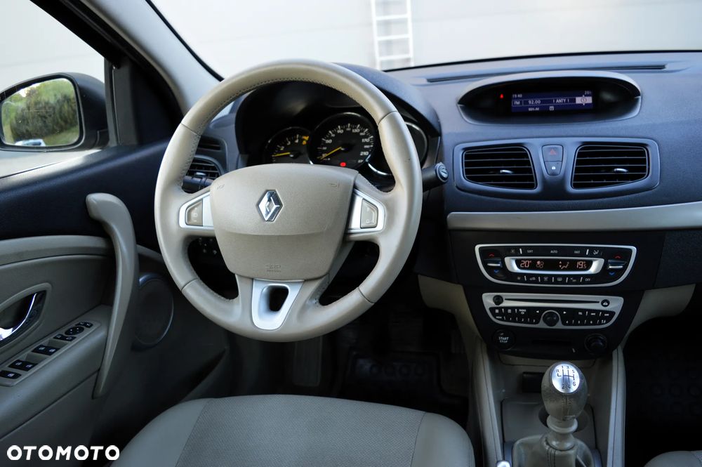 Renault Fluence 1.5 dCi Privilege - 9