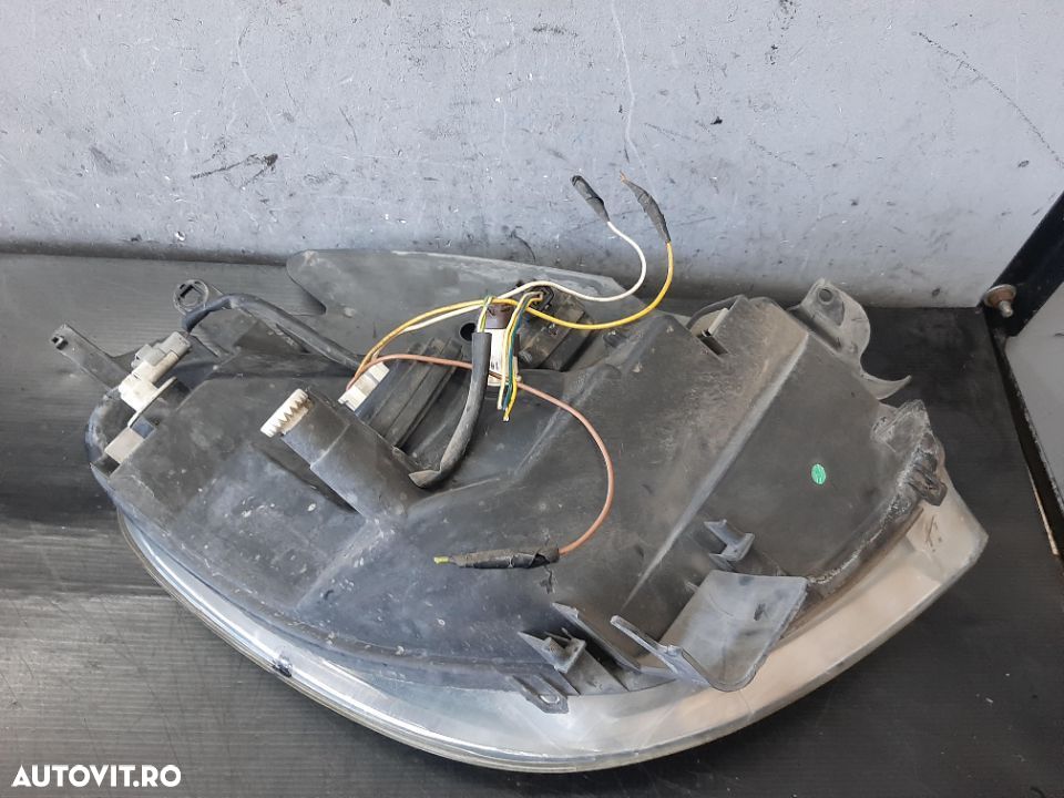 Far stanga citroen xsara picasso n68 89310170 9649557480 - 2