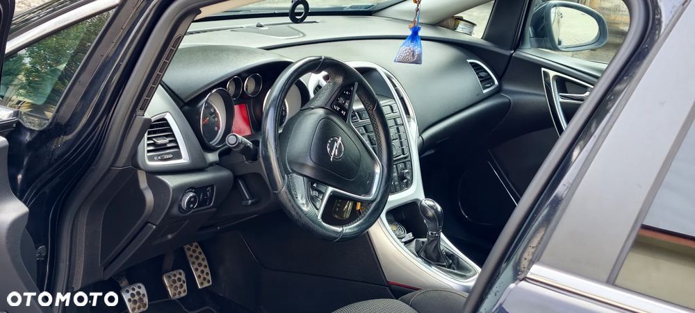Opel Astra 1.6 T Sport - 9