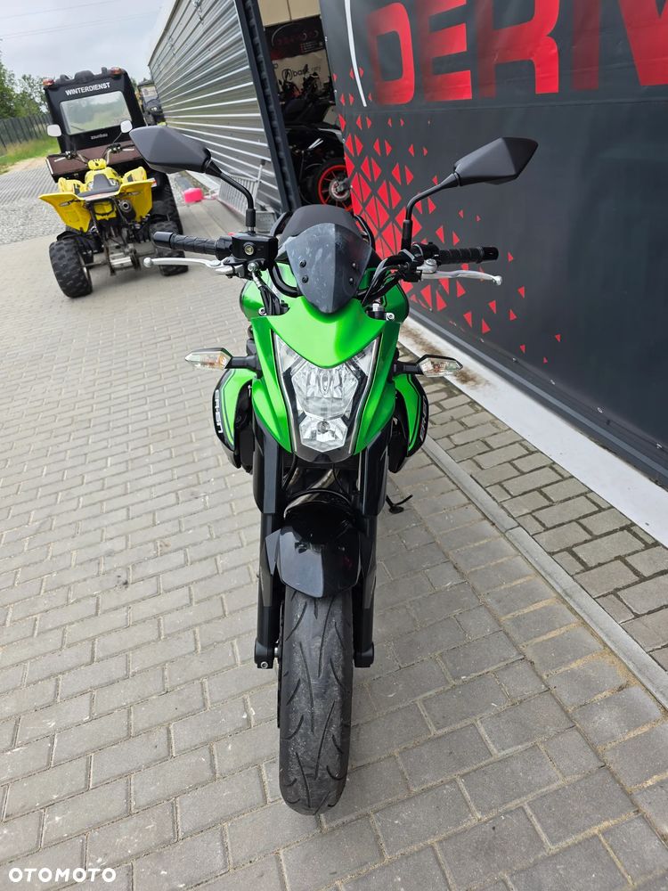 Kawasaki ER - 17