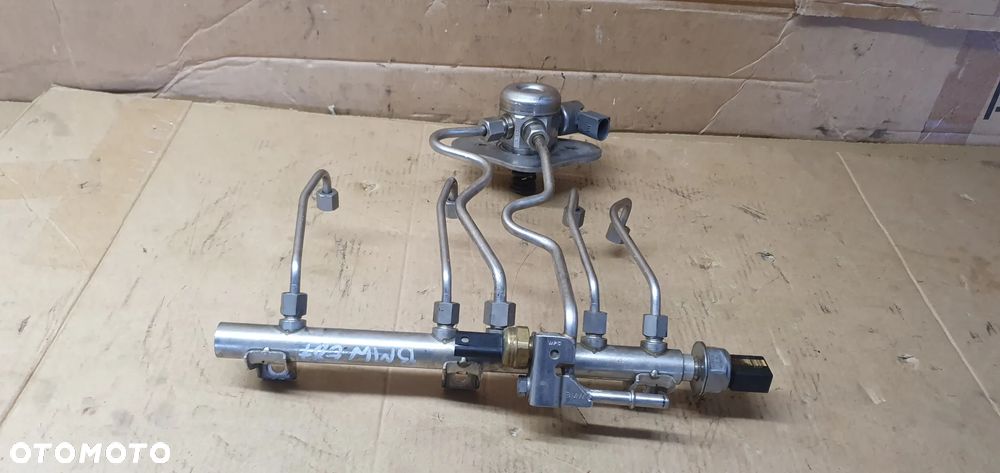 Pompa paliwa rurki BMW 1 E87 2.0i 7562473 - 1