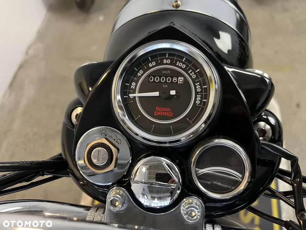 Royal Enfield Bullet - 24