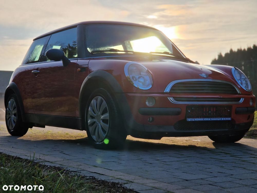 MINI ONE Sidewalk - 5