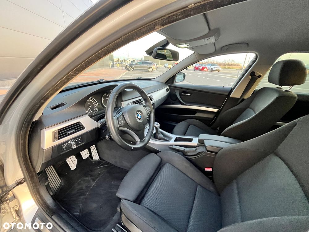 BMW Seria 3 320i Edition Lifestyle - 9