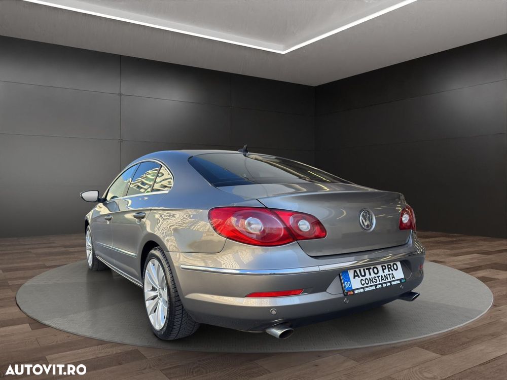 Volkswagen Passat CC - 4