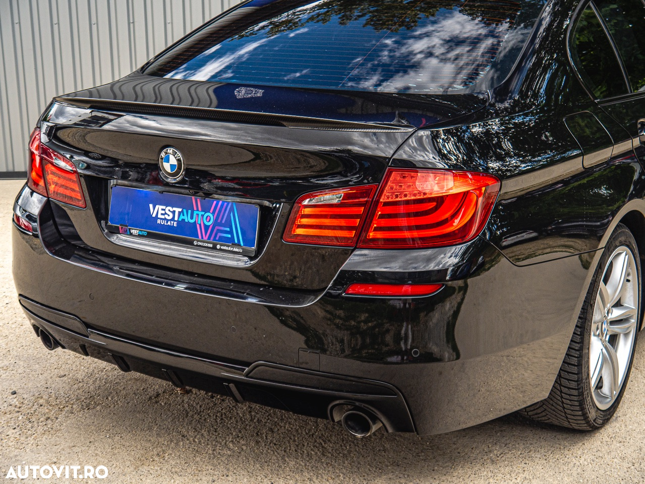 BMW Seria 5 535d xDrive AT - 34