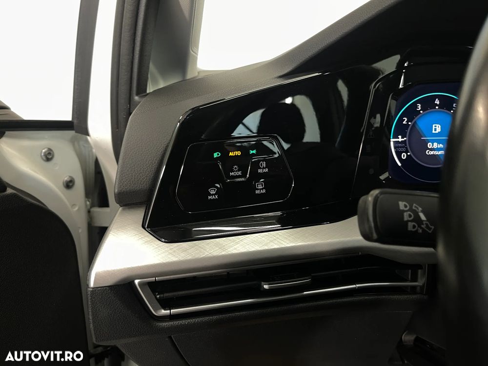 Volkswagen Golf - 20