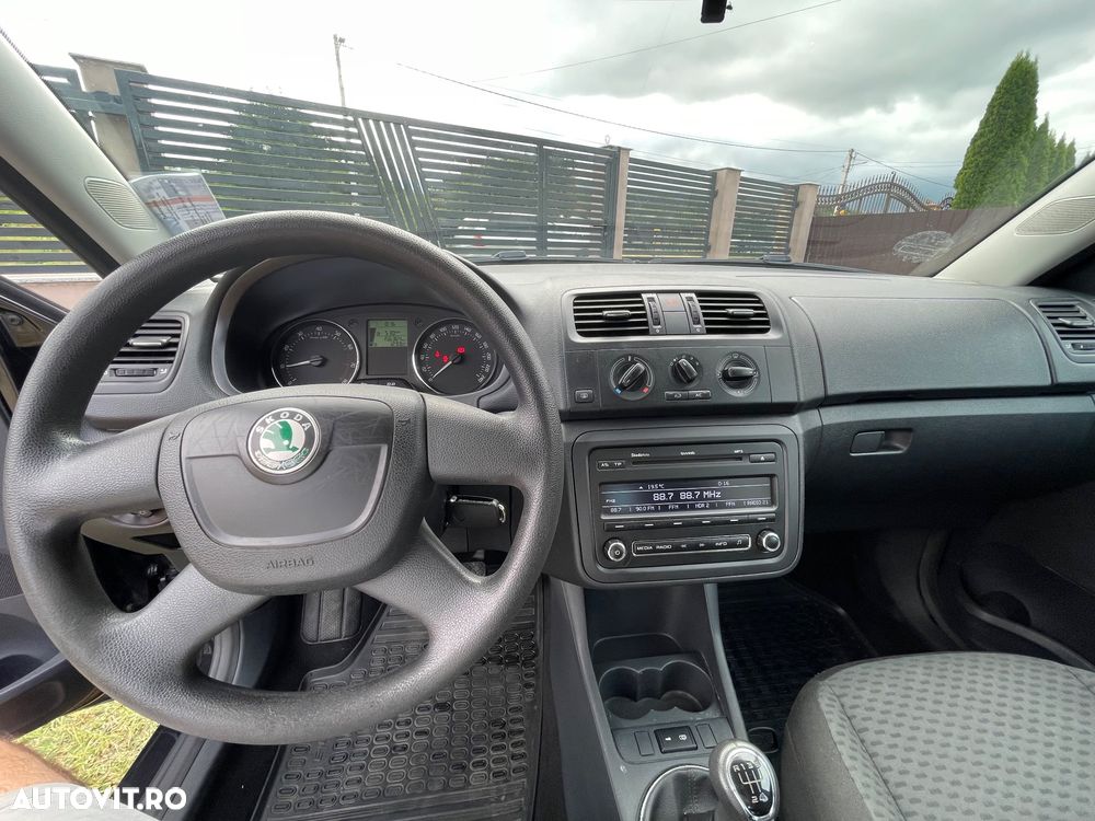 Skoda Fabia 1.2 HTP Dinamic - 8
