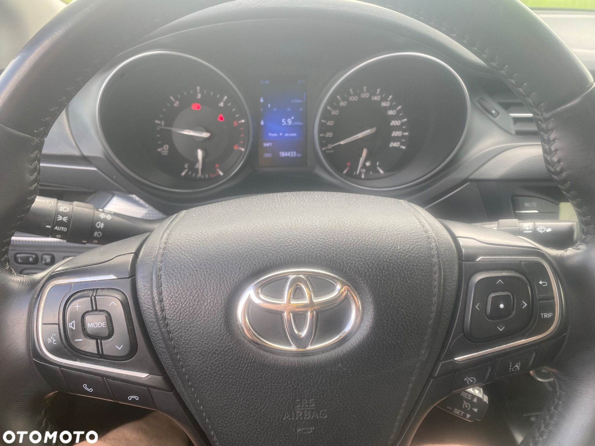 Toyota Avensis 2.0 D-4D Prestige - 6
