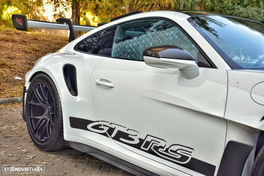 Porsche 911 (992) - 42