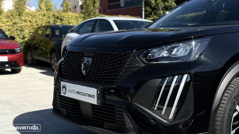 Peugeot 2008 1.2 Hybrid Style e-DCS6 - 3