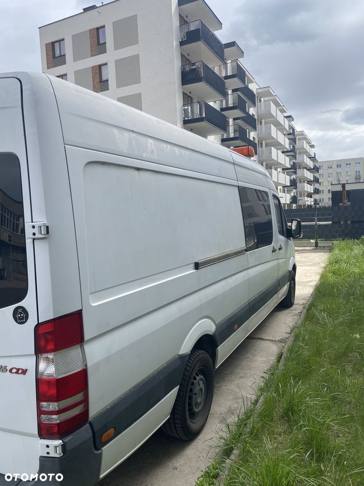 Mercedes-Benz Sprinter - 8