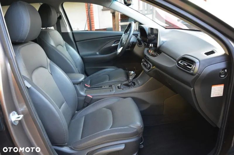Hyundai i30 1.5 T-GDI 48V-Hybrid DCT Prime - 26