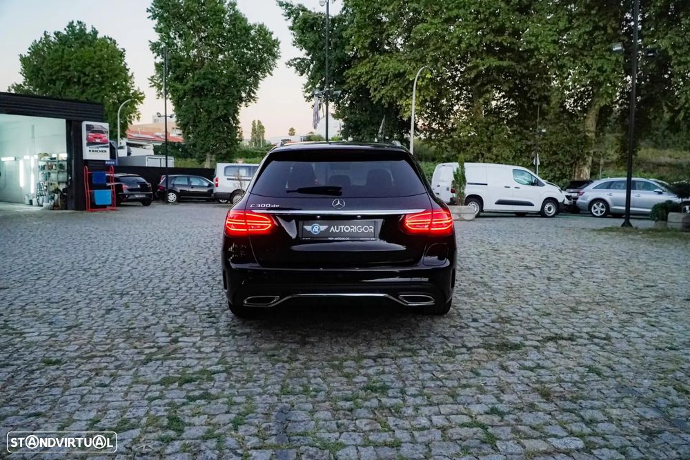 Mercedes-Benz C 300 - 5