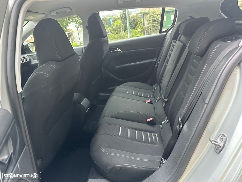 Peugeot 308 e-HDi FAP 115 Stop&Start Allure - 27