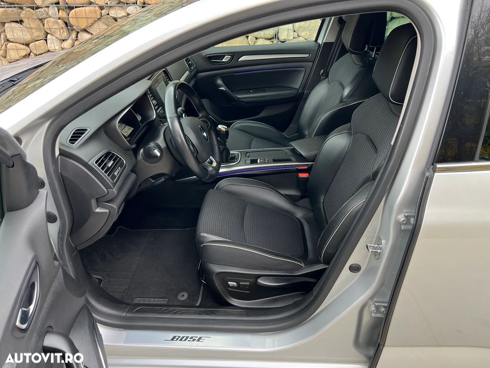 Renault Megane ENERGY dCi 110 Start & Stop Bose Edition - 5