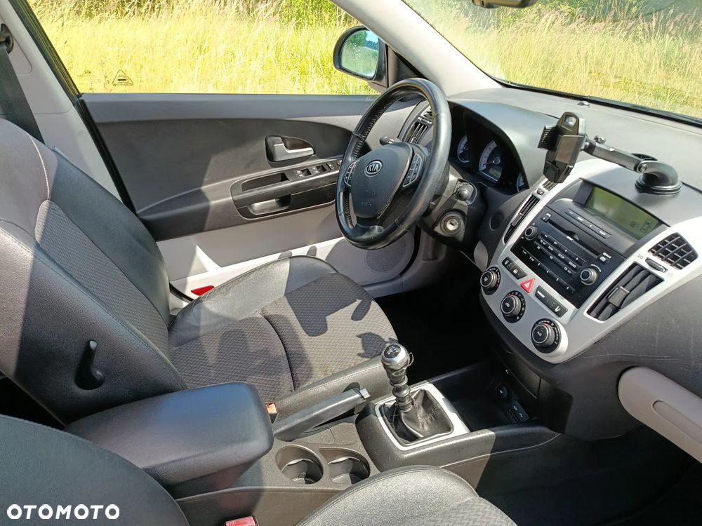 Kia Ceed 1.4 CVVT EX - 28