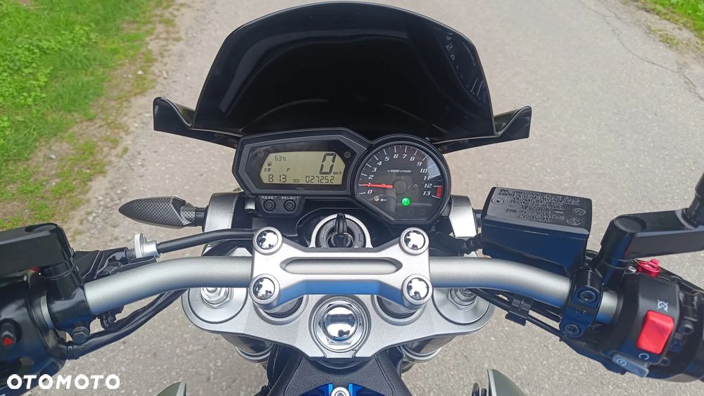Yamaha FZ - 7