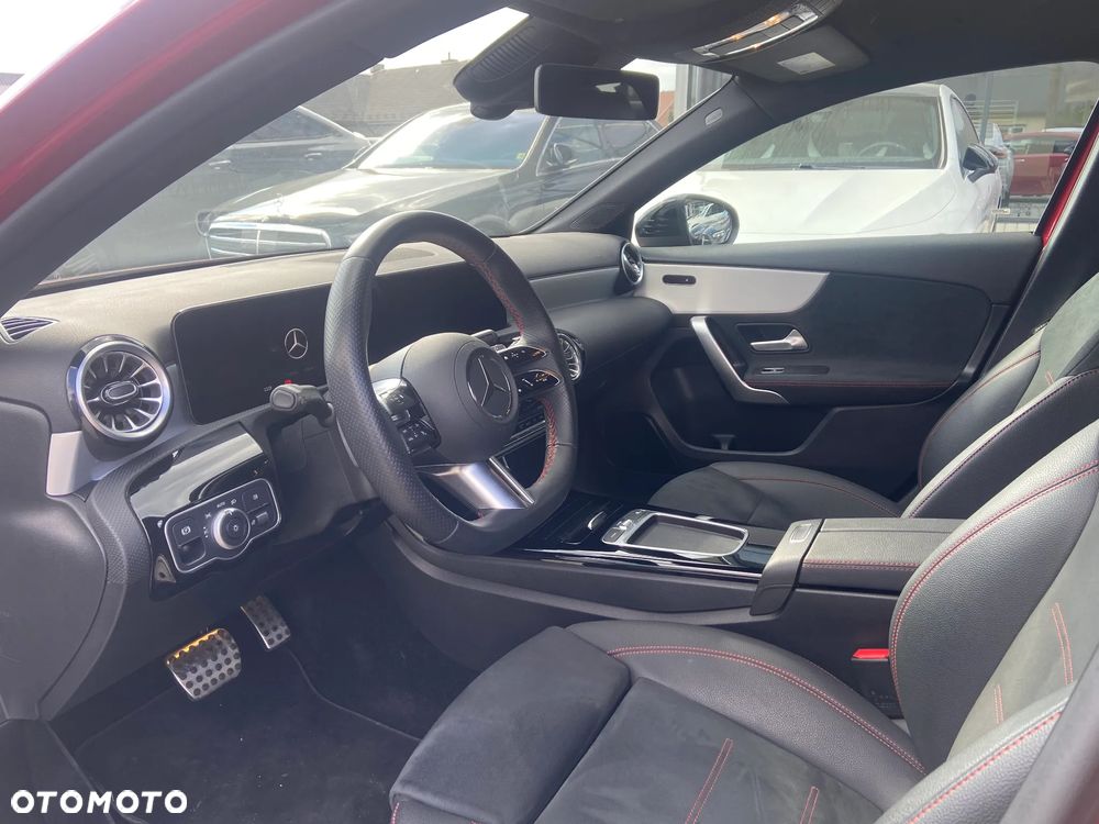 Mercedes-Benz Klasa A 200 AMG Line 7G-DCT - 6