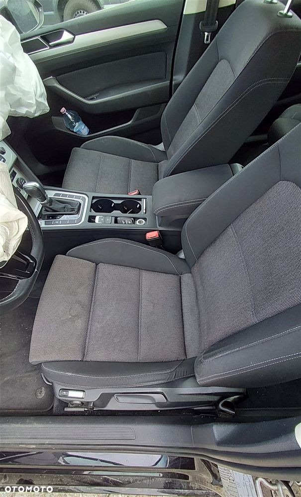 Volkswagen Passat 2.0 TDI BMT Comfortline DSG - 14