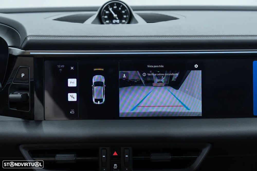 Porsche Macan Electric 4 - 49