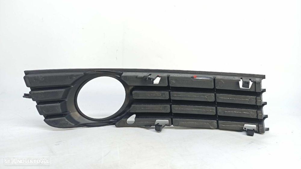 TRIM DO FAROL DE NEVOEIRO AUDI A4 BERLINA (8E) 2.0 - 5