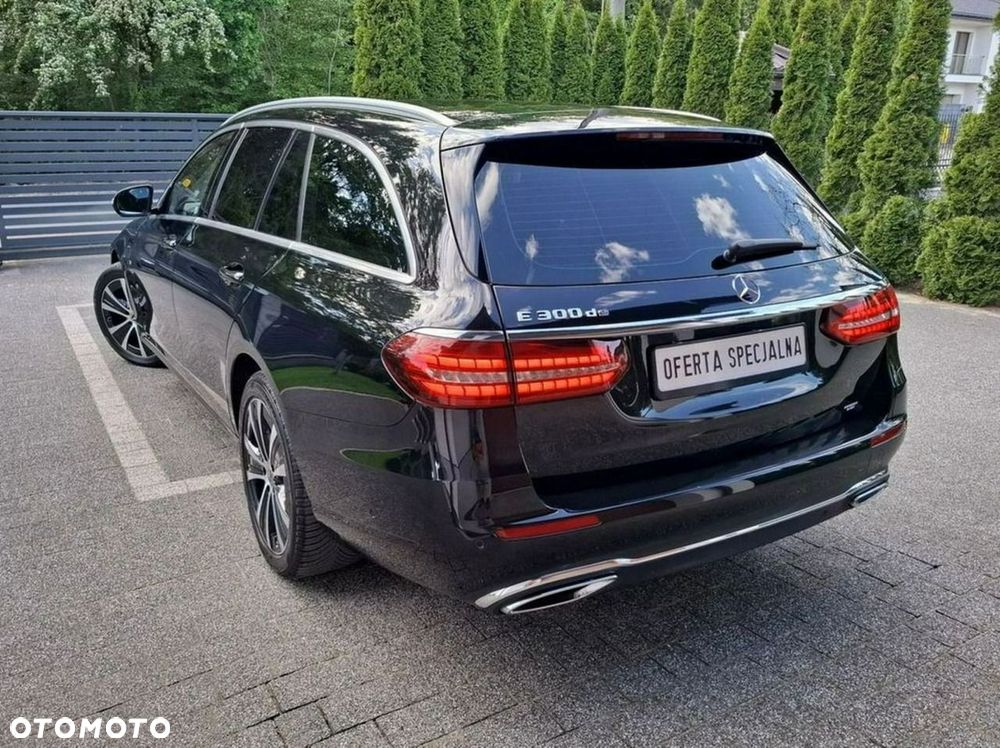 Mercedes-Benz Klasa E 300 de 9G-TRONIC - 5