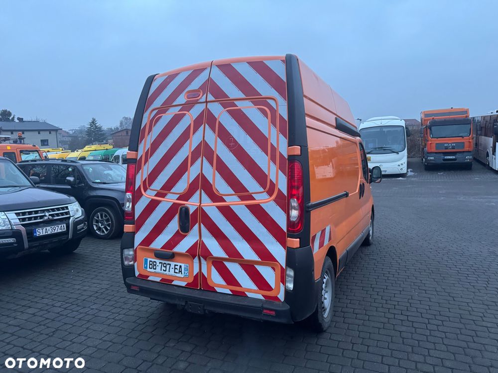 Renault Trafic 2010r L3H3 Max maxi długi wysoki  2.0DCi - 10