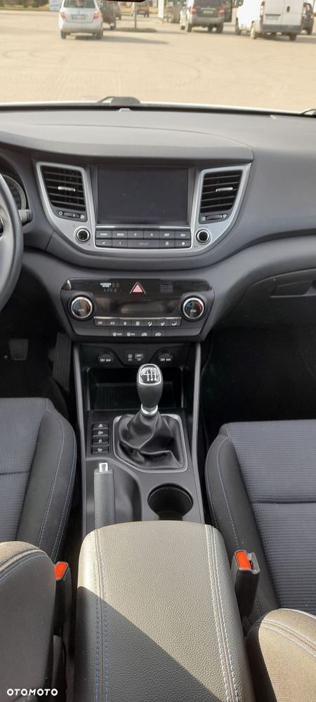 Hyundai Tucson blue 1.7 CRDi 2WD Passion - 32