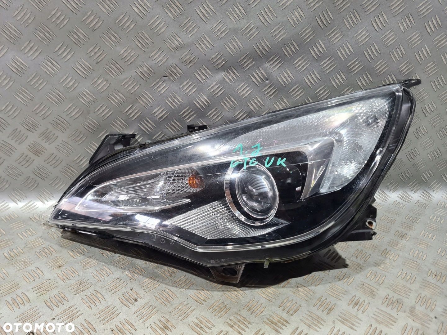 LAMPA LEWA PRZEDNIA ASTRA J GTC CASCADA ANGLIK - 1