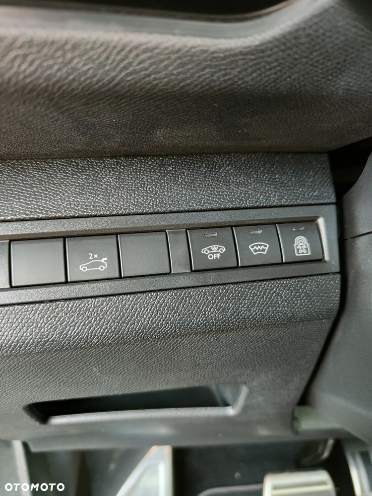 Peugeot 3008 BlueHDi 180 Stop & Start EAT8 GT - 24