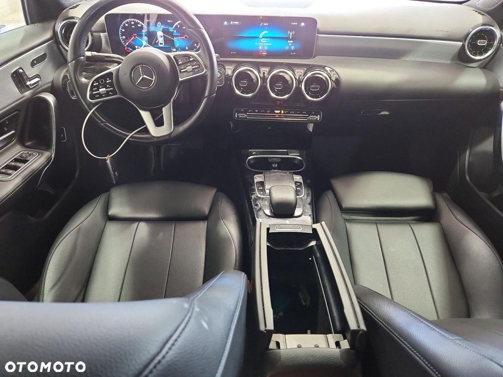 Mercedes-Benz Klasa A 220 4Matic 7G-DCT - 9