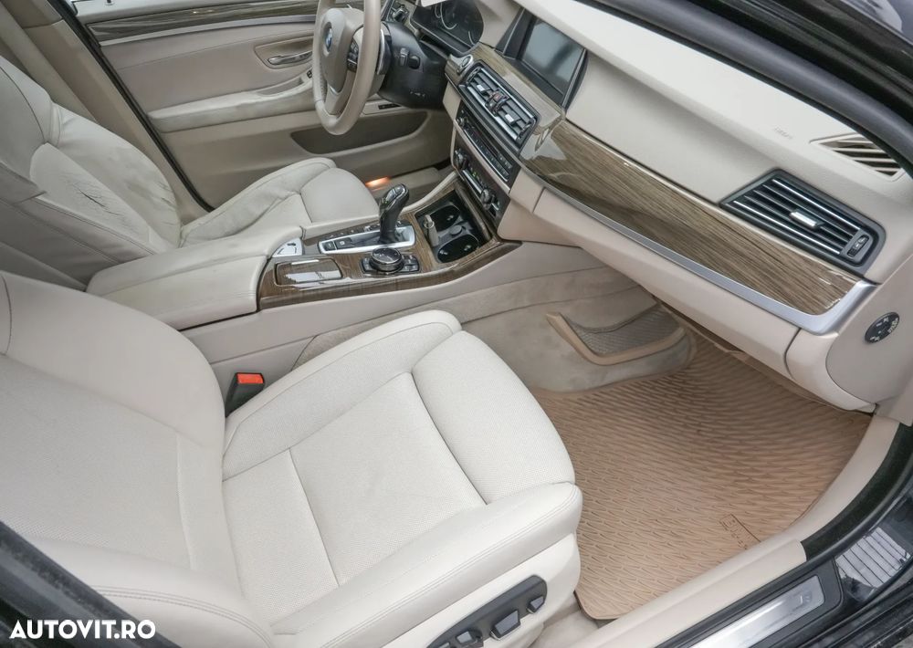 BMW Seria 5 535d xDrive AT - 13