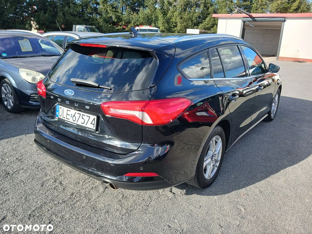Ford Focus 1.0 EcoBoost Connected - 4