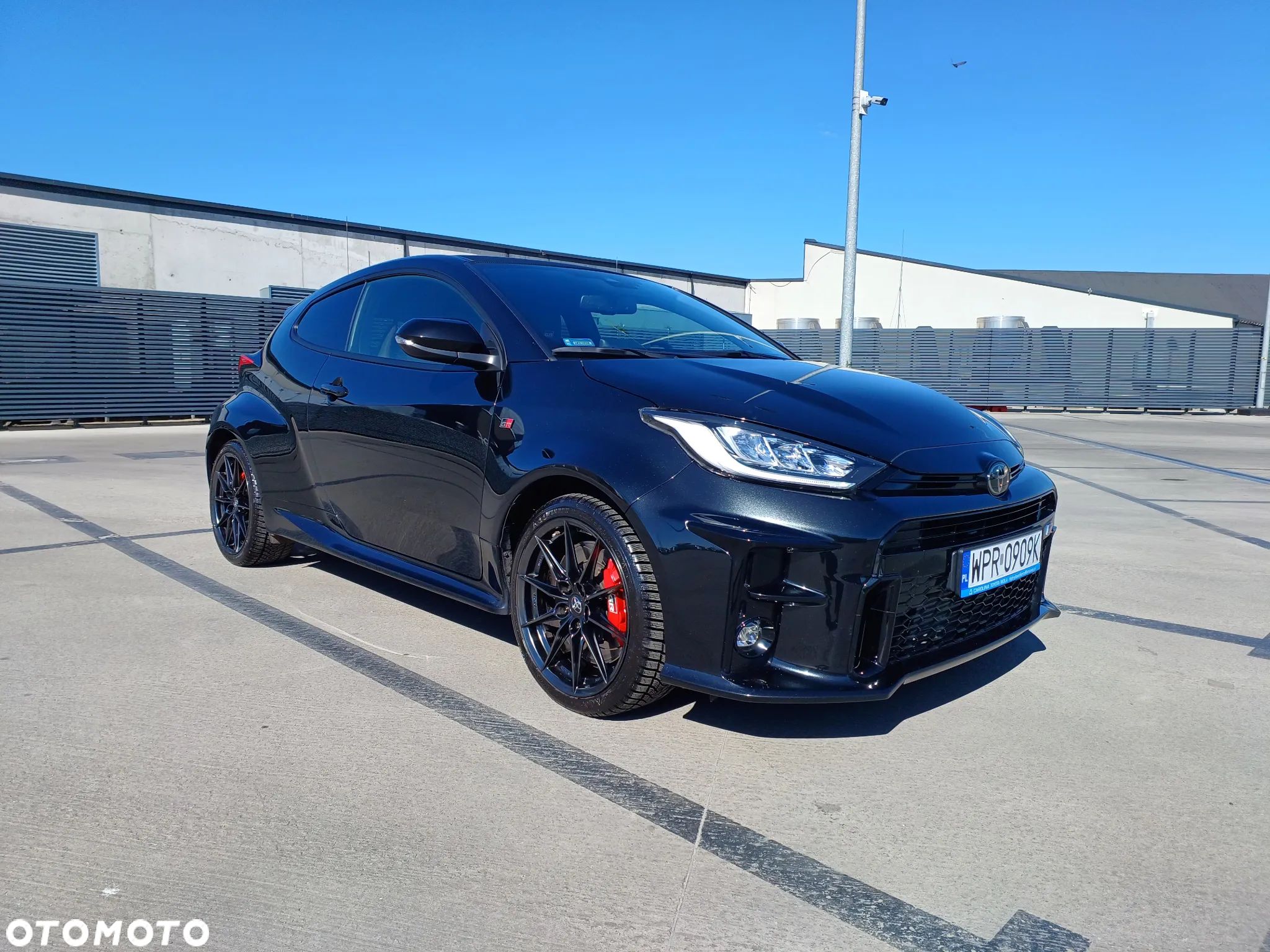Toyota Yaris GR 1.6 Dynamic - 1