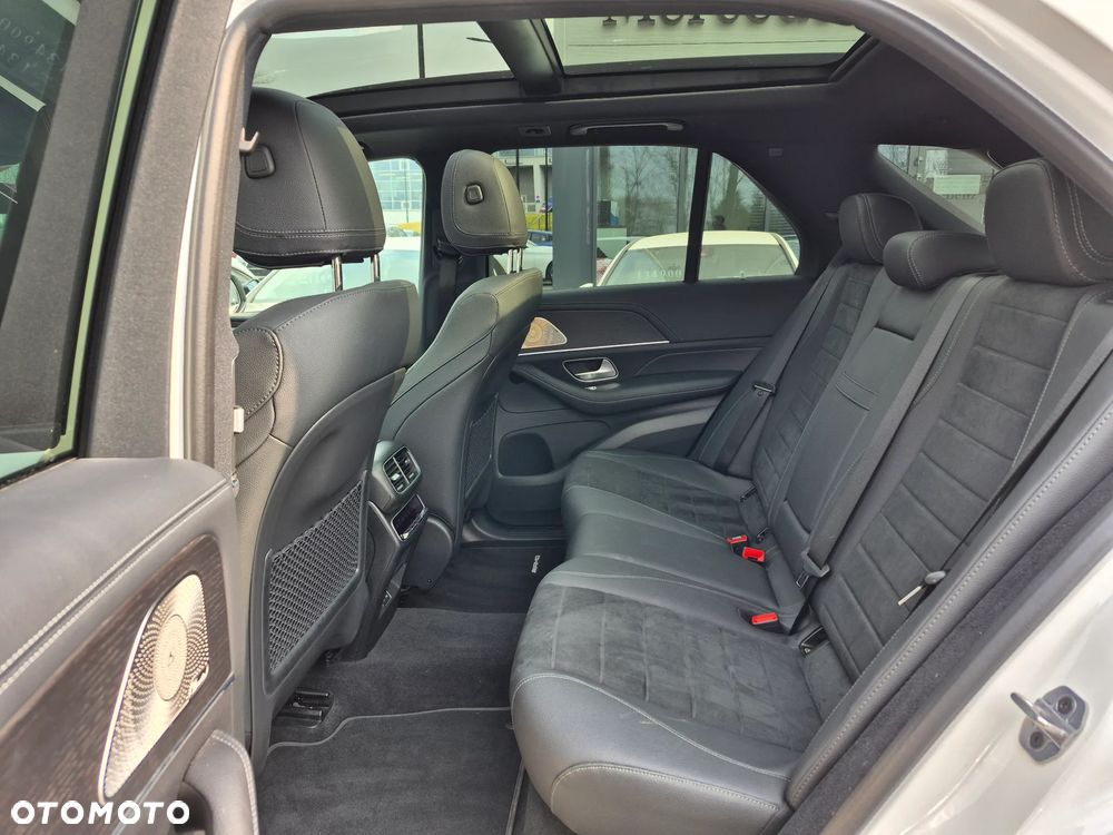 Mercedes-Benz GLE 300 d mHEV 4-Matic AMG Line - 28