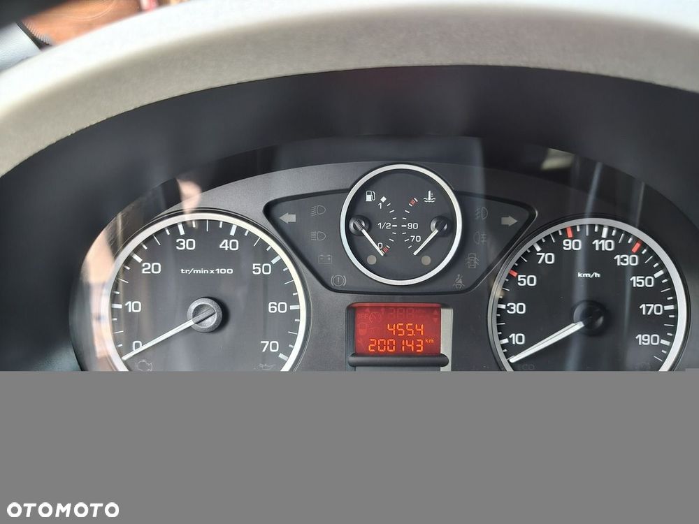 Peugeot Partner - 9