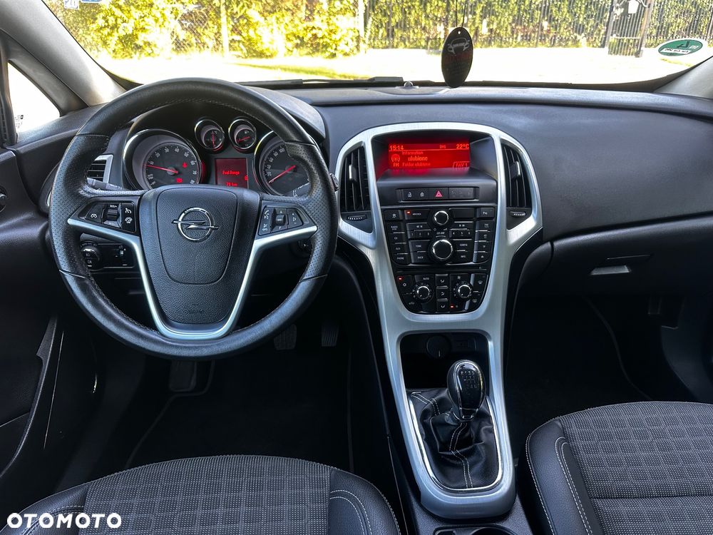 Opel Astra - 25