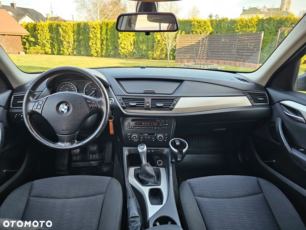 BMW X1 xDrive18d xLine - 21