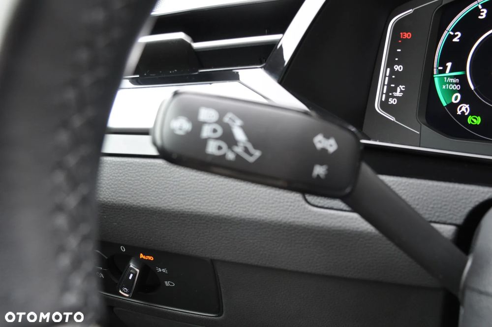 Volkswagen Arteon 2.0 TSI R-Line DSG - 18