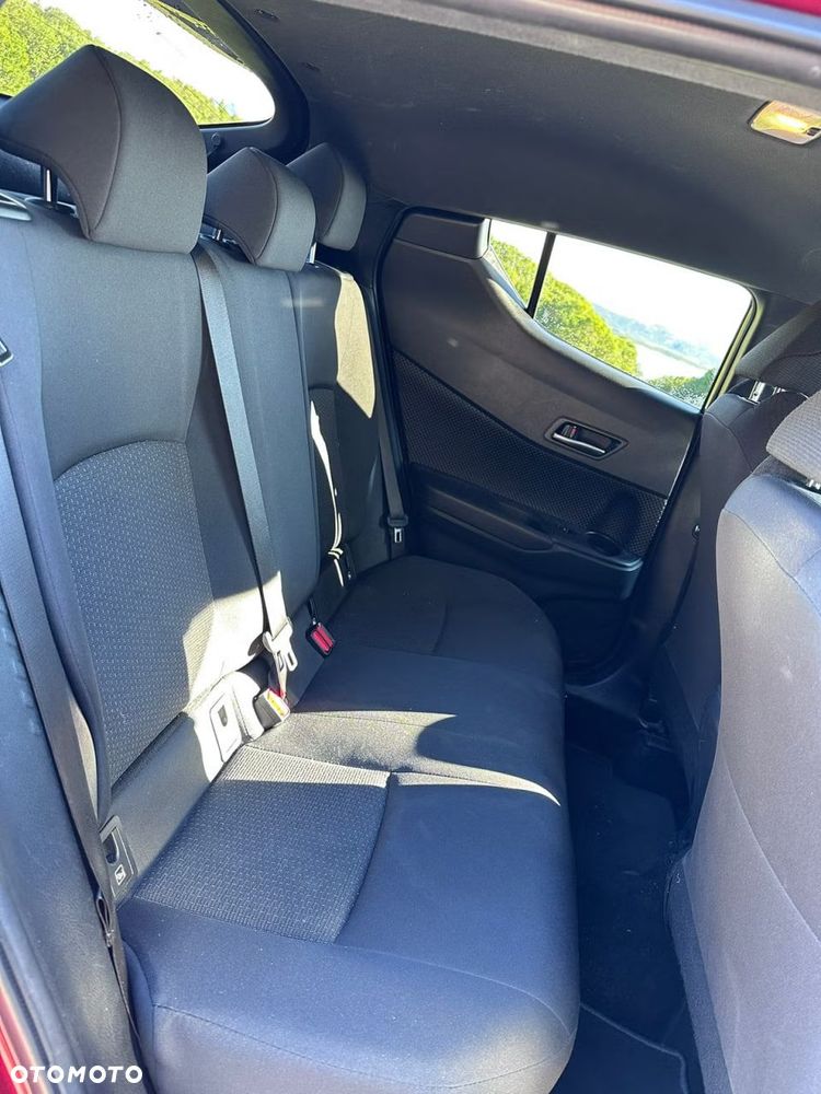 Toyota C-HR Flow - 11