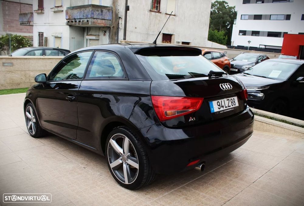 Audi A1 1.6 TDI Advance S-Tronic - 21
