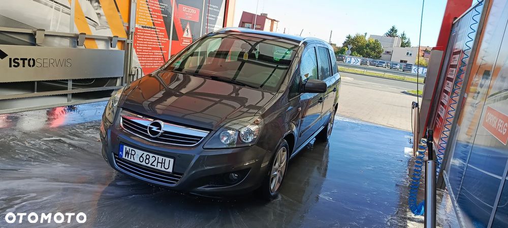Opel Zafira - 33