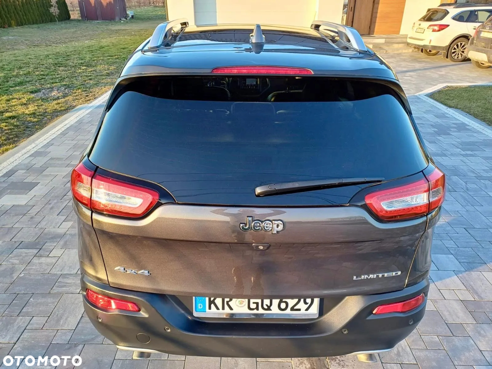 Jeep Cherokee 3.2 V6 Active Drive I Limited - 12